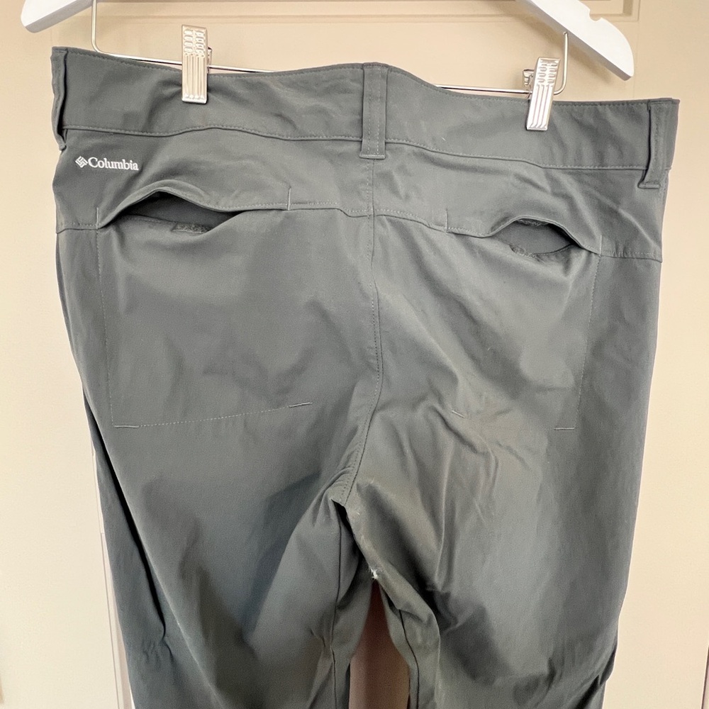 Columbia Omni-shield hiking pants - Picture 6 of 6